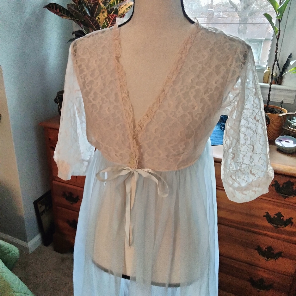 Paulane Lingerie Nightgown Robe Blue w Cream Lace Overlay Small